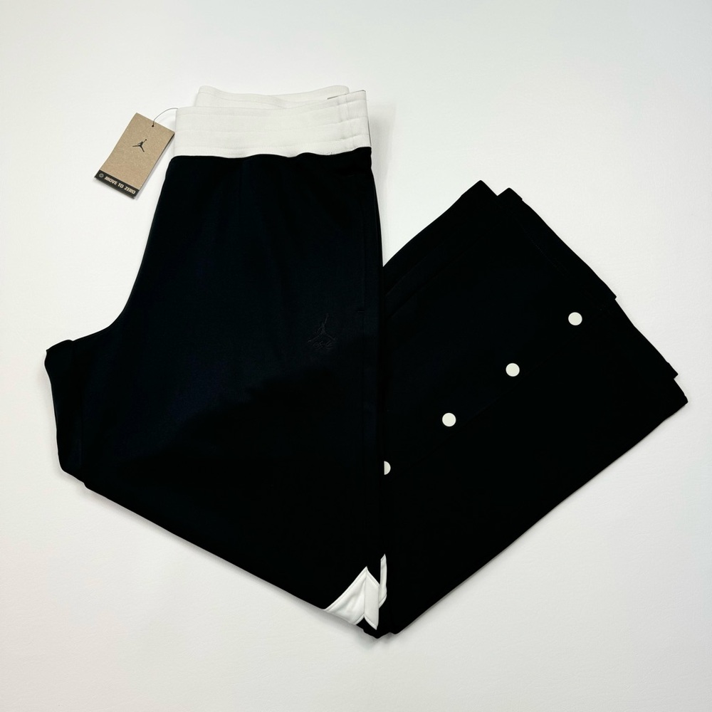 NEW! Women’s Air Jordan (Her)itage Suit Pants/Trousers Size Large W/Tags